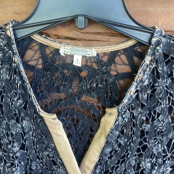 Gimmicks Top! - Picture 3 of 4